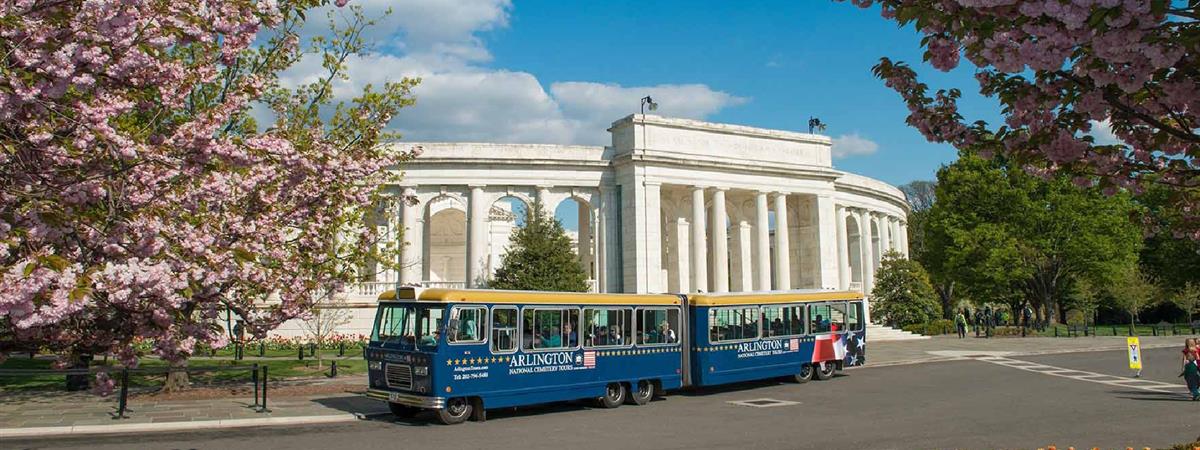 Arlington National Cemetery Hop-On Hop-Off Trolley Tour in Arlington, Virginia