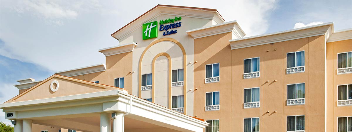 Holiday Inn Express Hotel & Suites Charlotte-Arrowood by IHG in Charlotte, North Carolina