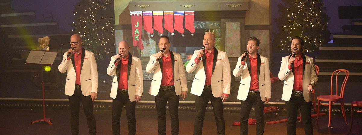 SIX Christmas in Branson, Missouri